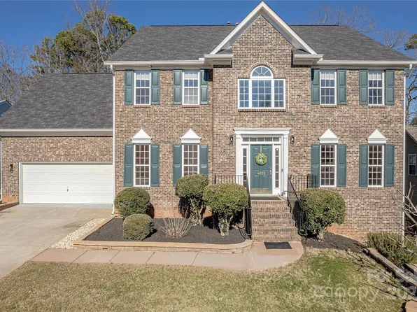 4225 Nathaniel Glen Ct, Matthews, NC 28105