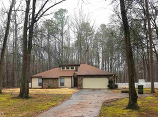 165 Middling Ln, Fayetteville, GA 30214