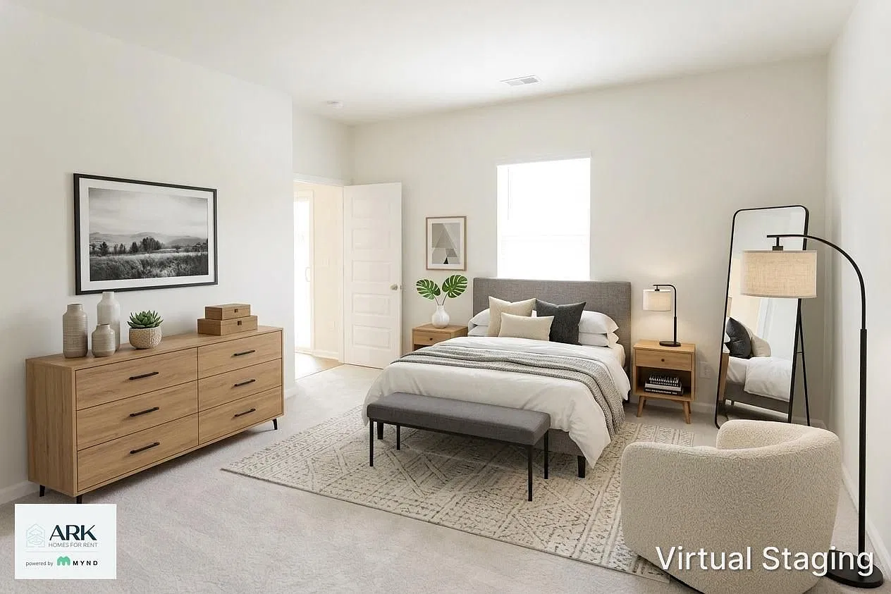 5 bed, 2.5 bath, 2343 sqft, $2,055 — Photo 3