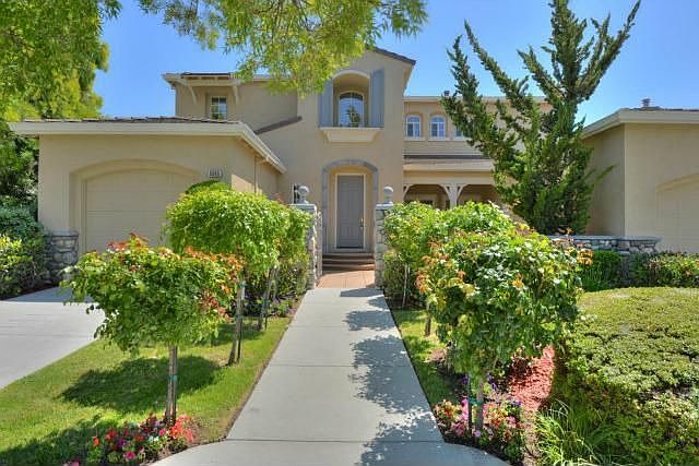 1st image of 6045 Gleneagles Cir
