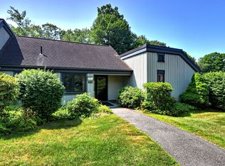 933 Heritage Vlg #B, Southbury, CT 06488