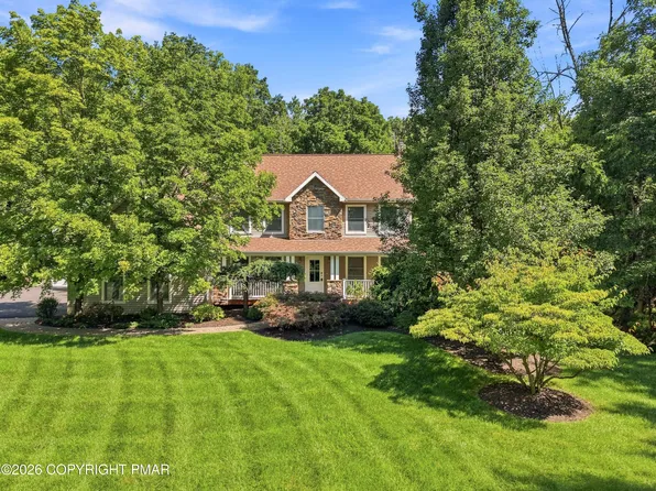 508 Quail Ridge Ln, Stroudsburg, PA 18360