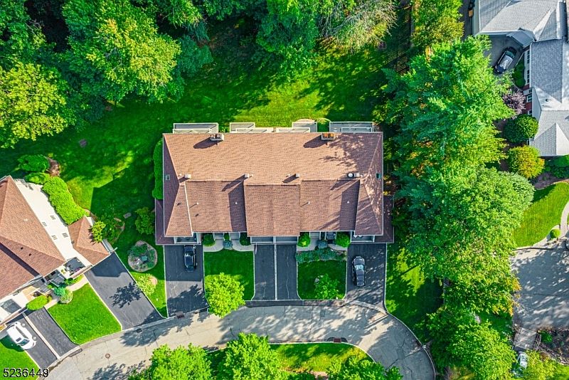1st image of 26 Dorset Cir