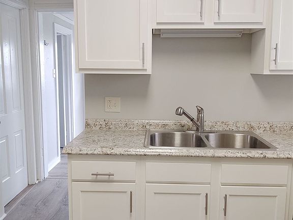 Kitchen (10)