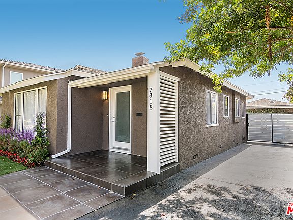 2nd image of 7318 W 88th Pl