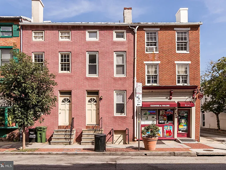 931 S Charles St — Photo 1