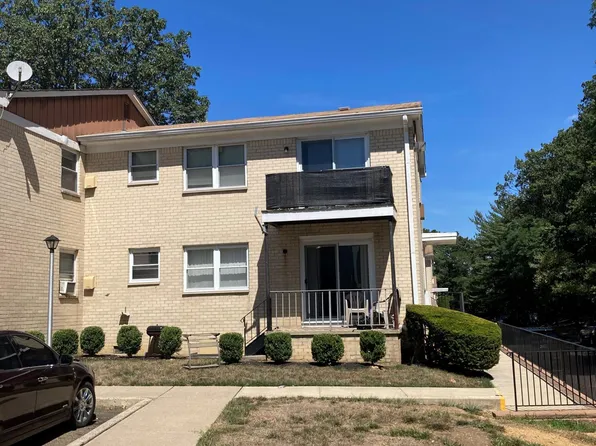 406 Cranbury Rd APT 10, East Brunswick, NJ 08816