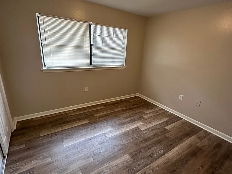 3995 Morningside Dr #3 — Photo 5
