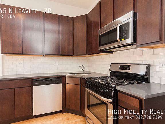 4th image of 845 N Leavitt St #3R