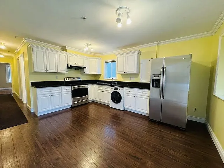 6300 Prince Albert St — Photo 2
