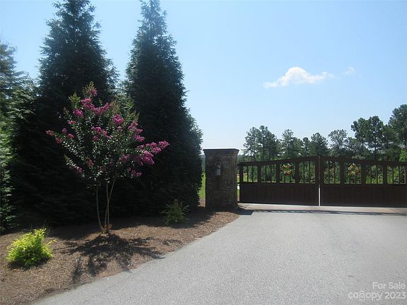 5th image of 1735 Waters Edge Dr #86