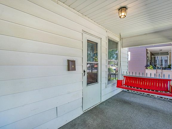 5th image of 404 W Orleans St