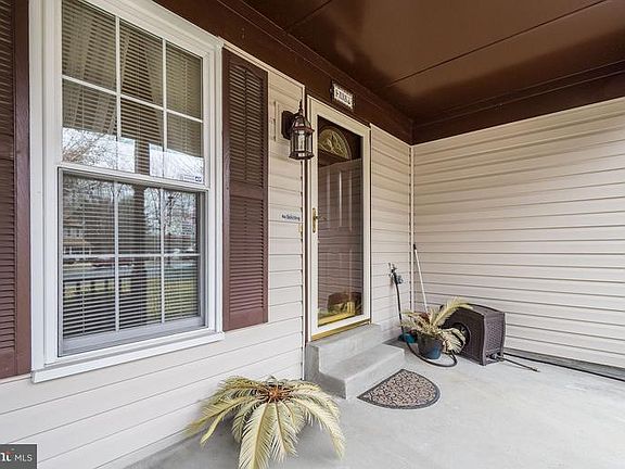 5th image of 4765 Hummingbird Dr