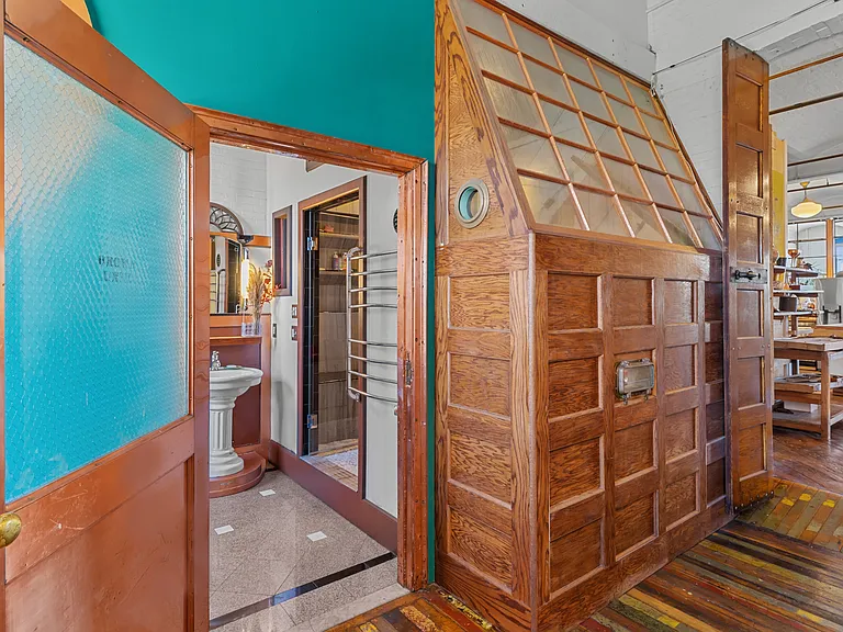 532 Kinsley Ave #205 — Photo 39