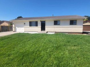 12 Gem Ct, Pueblo, CO 81005