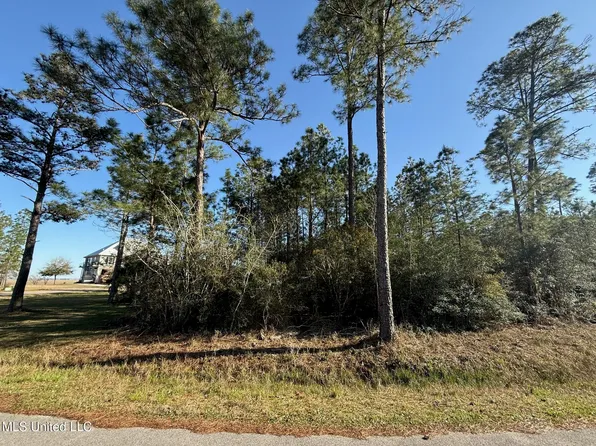 2446 Kanoa Way #13, Diamondhead, MS 39525