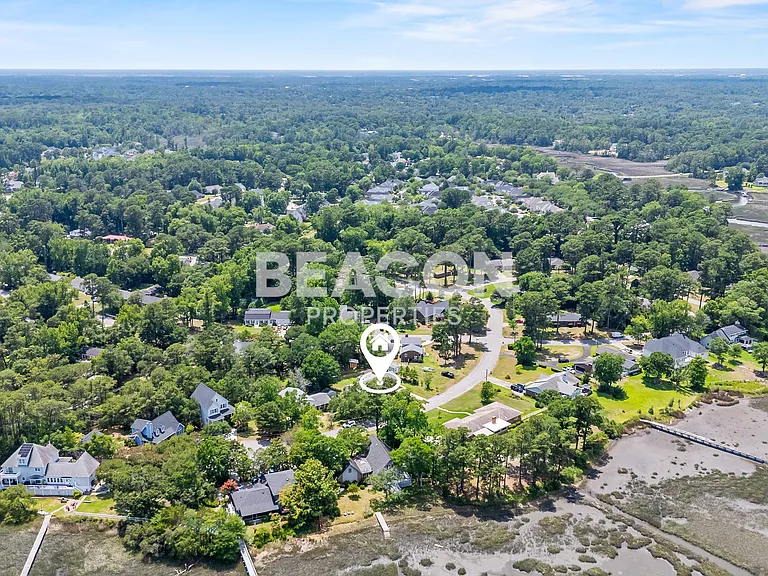 406 W Blackbeard Rd — Photo 6
