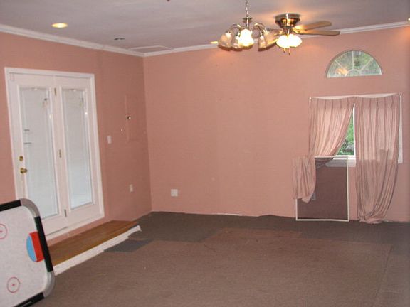 5th image of 1762 Poplar St