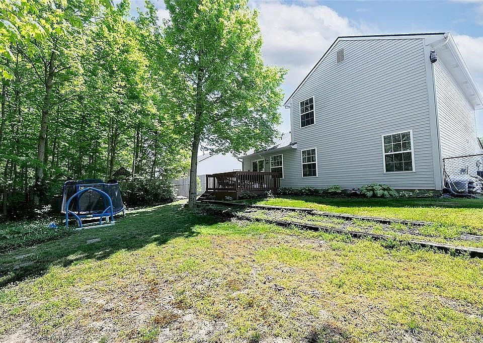 2nd image of 8039 Cherrybark Dr