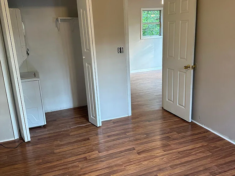 140 Carr Rd — Photo 10