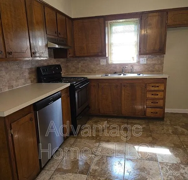 3212 N 68th St #KS 66109 — Photo 25