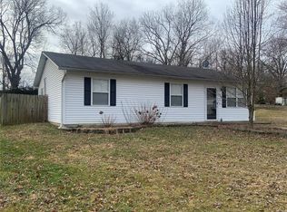 1340 Casey Ave, Saint Clair, MO 63077