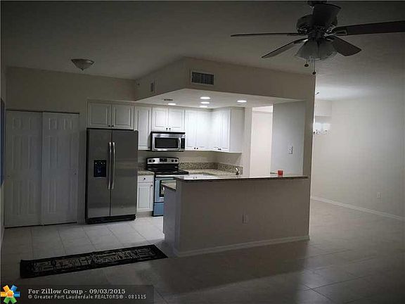 4th image of 7715 Yardley Dr APT 414