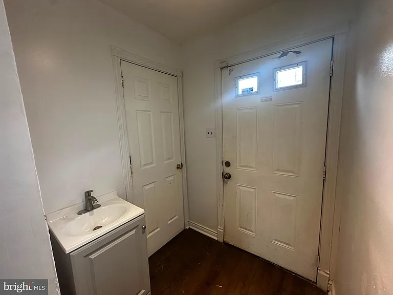 1813 N Gratz St — Photo 21