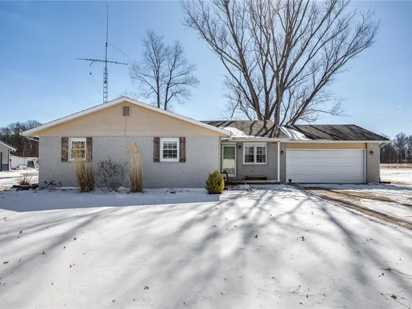 14413 E Persimmon Ave, Effingham, IL 62401