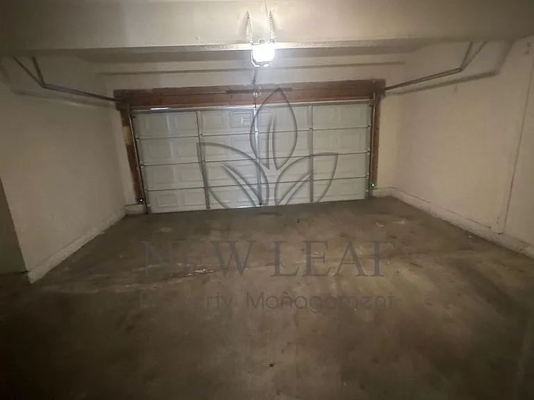 2361 Maryhelen St #102 — Photo 5