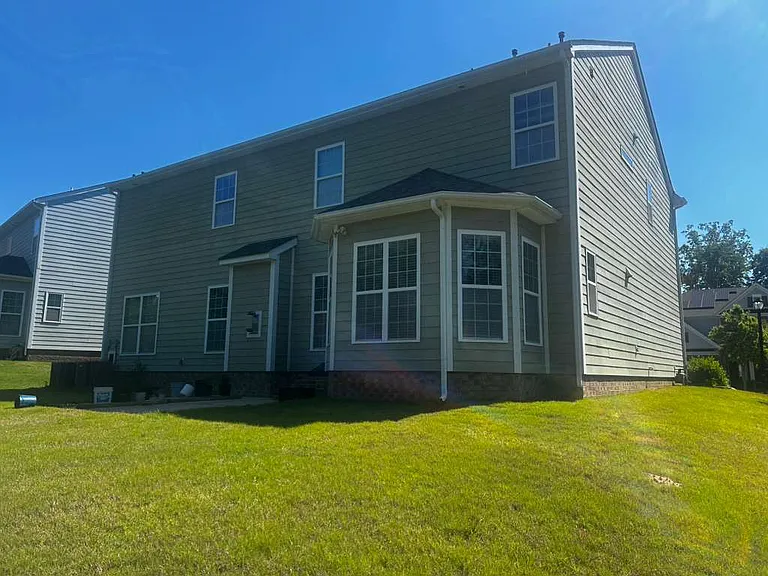 391 Hawks Creek Pkwy — Photo 4