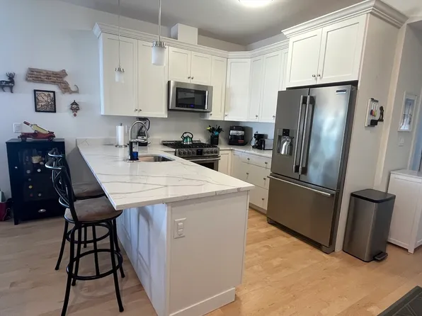 254 Spencer Ave #5, Chelsea, MA 02150