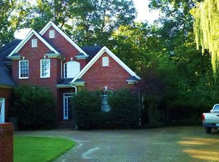 5002 Creekside Preserve Dr, Hixson, TN 37343