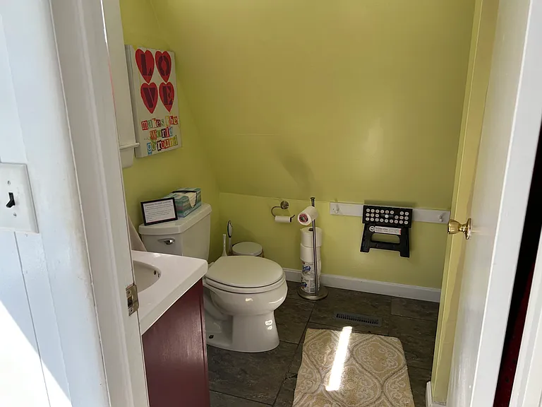 184 Browns Pasture Rd — Photo 20