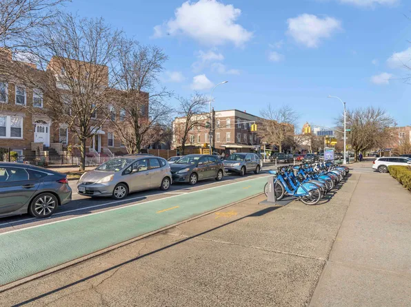 243 Mcdonald Avenue image 16 of 16