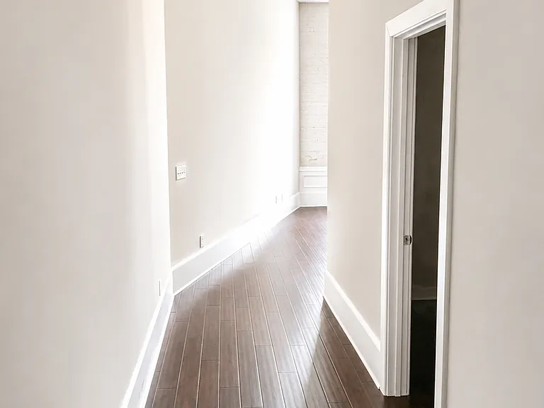 5 W Broughton St #401 — Photo 11
