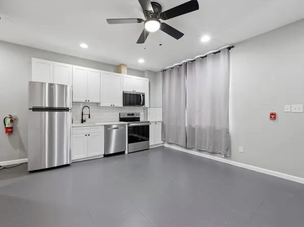 1221 S 19th St #A, Philadelphia, PA 19146