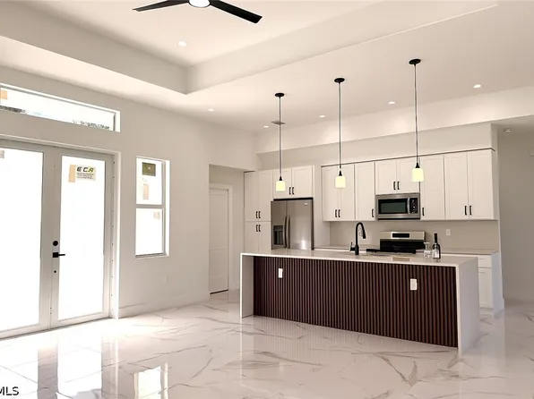 3207 67th St W, Lehigh Acres, FL 33971