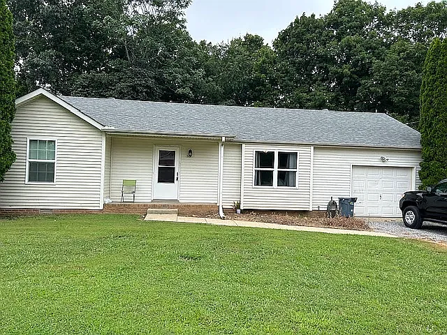519 Pointer Ln — Photo 1