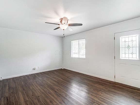 4th image of 3841 Clearwater Dr