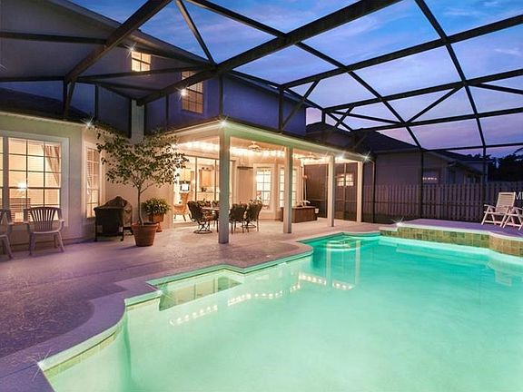 Deluxe Deep End Swim-Out Pool!