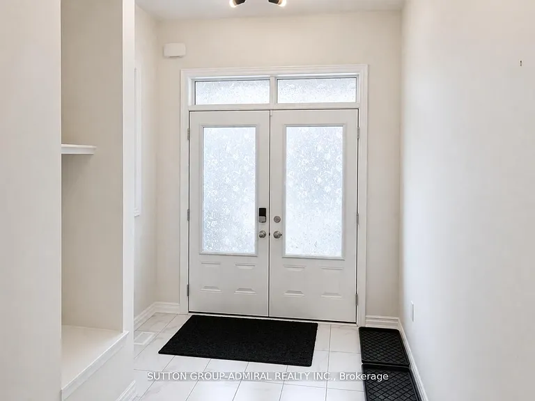 65 Barkerville Dr — Photo 45