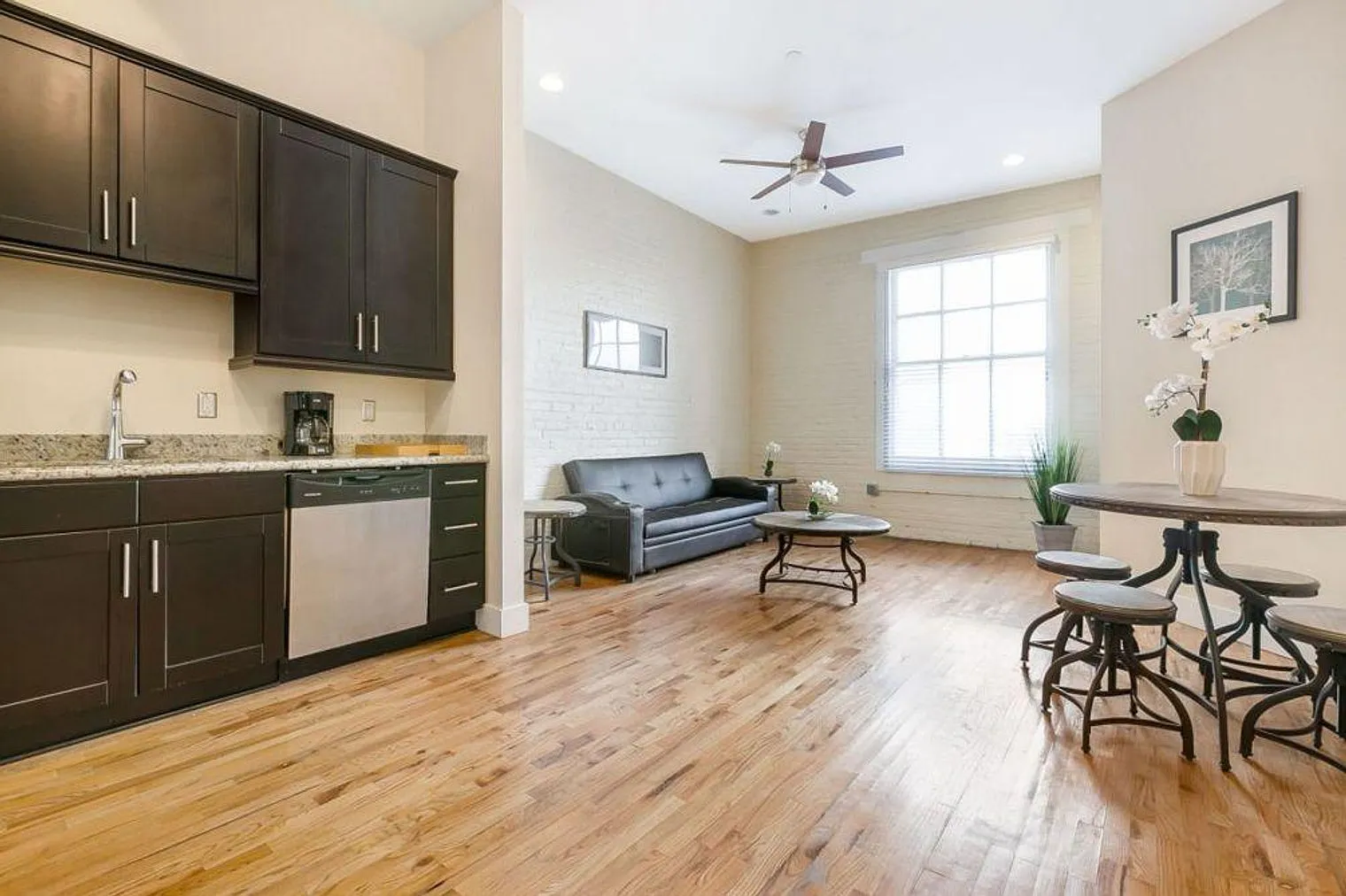 1 bed, 1.0 bath, 645 sqft, $2,470 — Photo 1