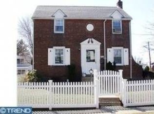 1900-02 Fuller St, Philadelphia, PA 19152