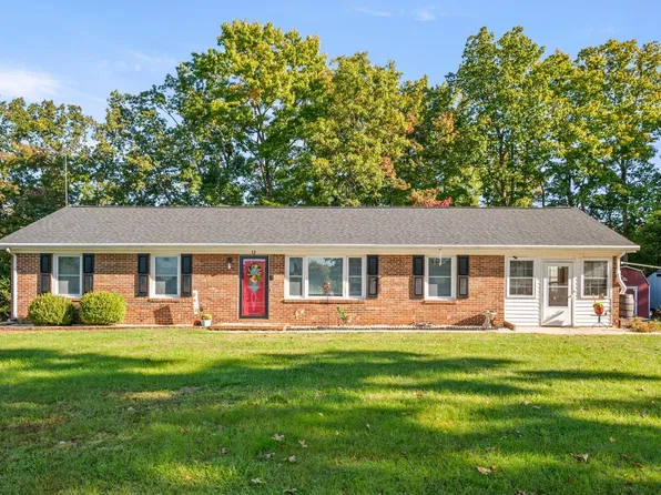 2006 Bent Creek Rd, Concord, VA 24538
