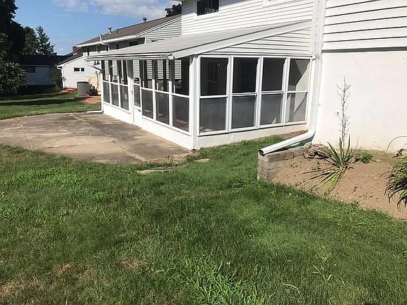 4th image of 301 Mansfield Dr