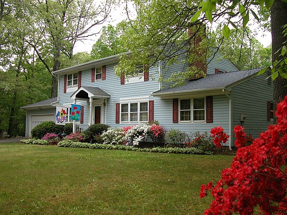 5th image of 3291 Daffan Dr