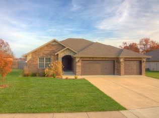 5698 E Pearson Pkwy, Strafford, MO 65757