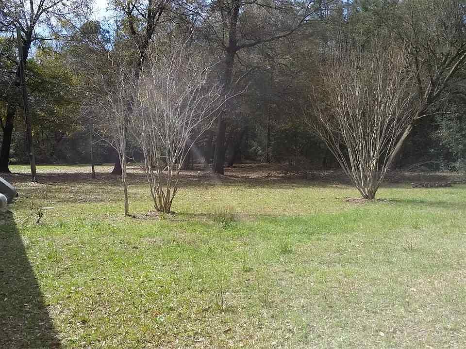 2nd image of 6883 Larriet Ln