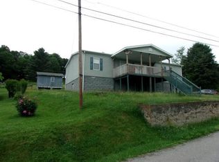 576 Eagle Bottom Rd, Fries, VA 24330